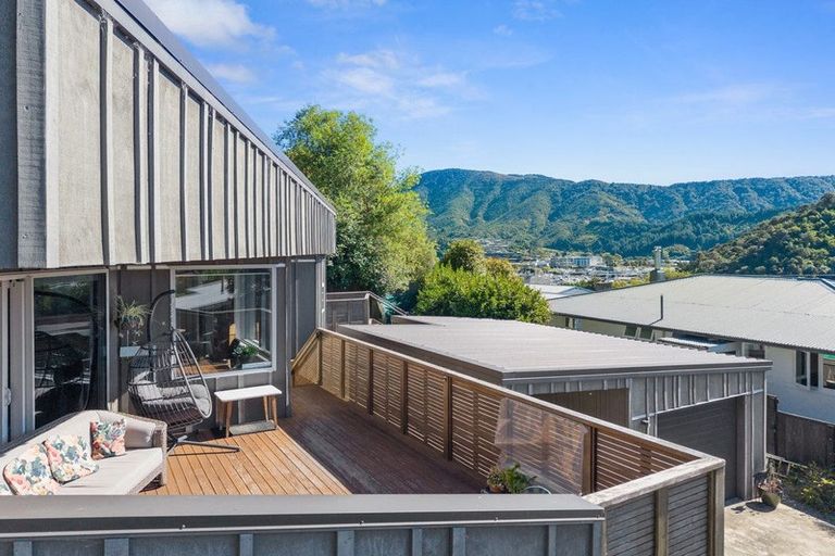 Photo of property in 25c Milton Terrace, Picton, 7220