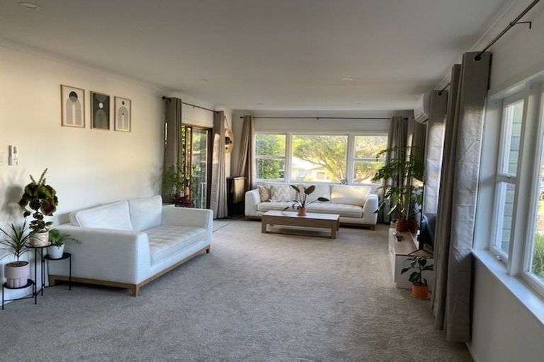 Photo of property in 8 Cardiff Street, Pukekohe, 2120