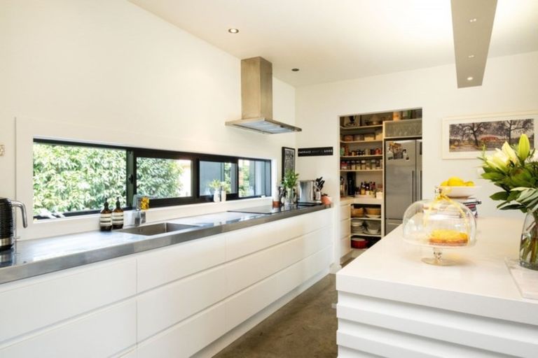 Photo of property in 18c Cambridge Terrace, Taradale, Napier, 4112