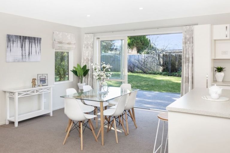 Photo of property in 44 Condell Avenue, Papanui, Christchurch, 8053