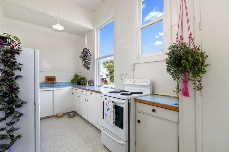 Photo of property in 186 Queen Street North, North Dunedin, Dunedin, 9016