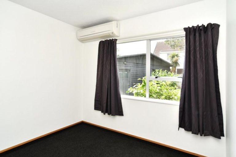 Photo of property in 79 Solomon Avenue, Redwood, Christchurch, 8051