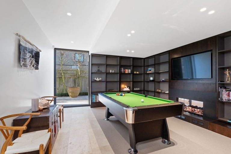 Photo of property in 48 Clissold Street, Merivale, Christchurch, 8014