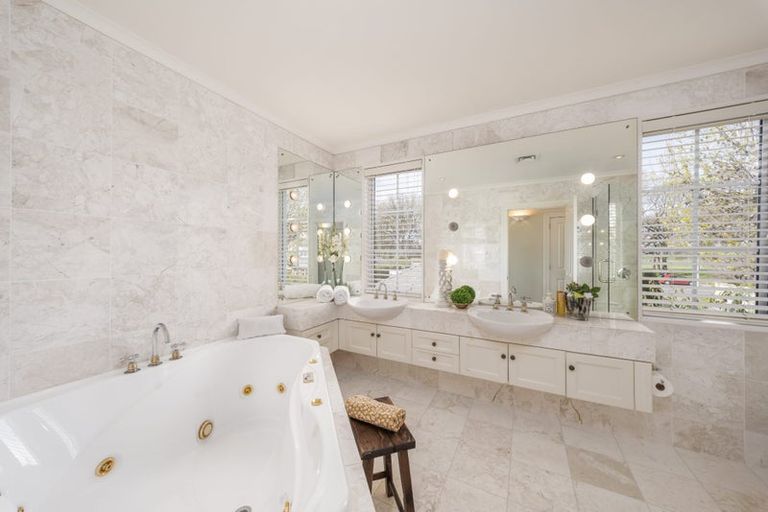 Photo of property in 8 Palazzo Lane, Riccarton, Christchurch, 8011