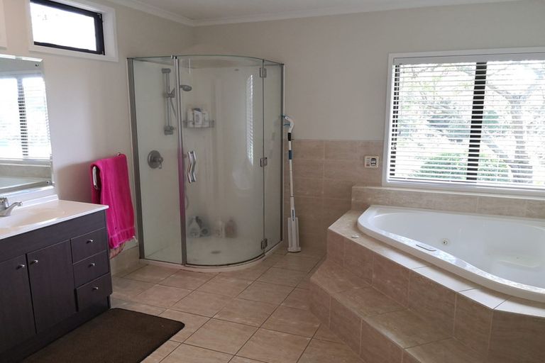 Photo of property in 67 Hooker Avenue, Chedworth, Hamilton, 3210