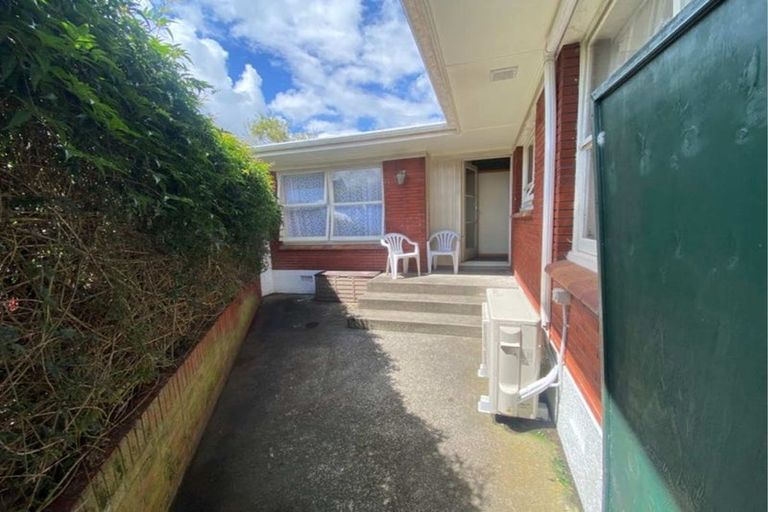 Photo of property in 49a Berkley Avenue, Hillcrest, Hamilton, 3216