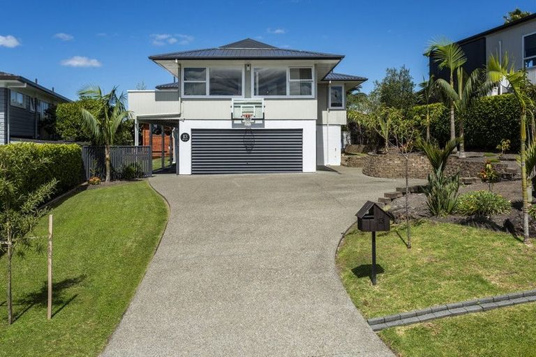 Photo of property in 13 Hume Drive, Hillcrest, Auckland, 0627