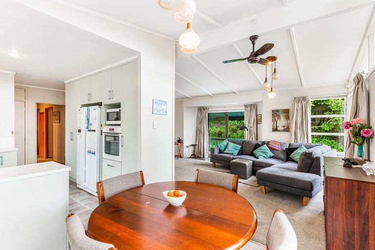 Photo of property in 17 Greenock Road, Ranui, Auckland, 0612
