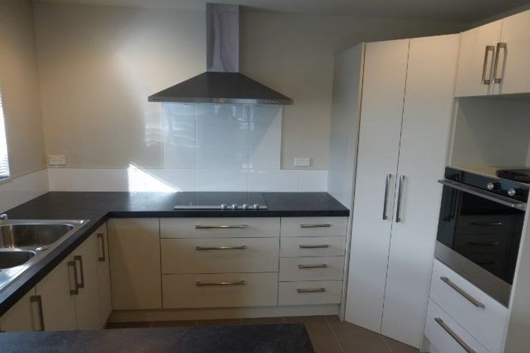 Photo of property in 9 Bamber Crescent, Halswell, Christchurch, 8025