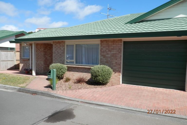 Photo of property in Miramar Villas, 12/6 Brussels Street, Miramar, Wellington, 6022