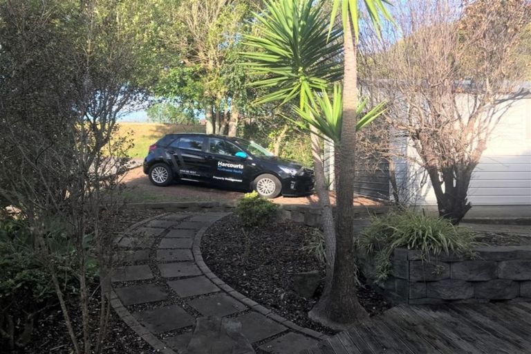 Photo of property in 450 Don Buck Road, Massey, Auckland, 0614