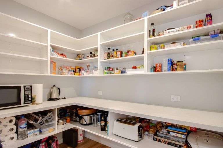 Photo of property in 18 Arrow Place, Te Awa, Napier, 4110