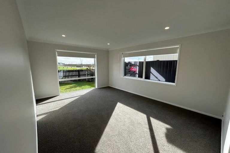 Photo of property in 4 Manhattan Crescent, Papamoa, 3118