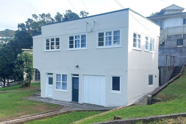 Photo of property in 92 Fraser Avenue, Johnsonville, Wellington, 6037