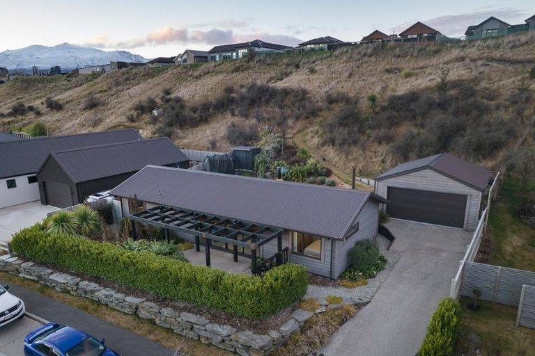 Photo of property in 13 Ashenhurst Way, Lower Shotover, Queenstown, 9304