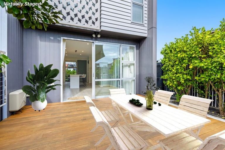 Photo of property in 20 Oioi Road, Hobsonville, Auckland, 0616