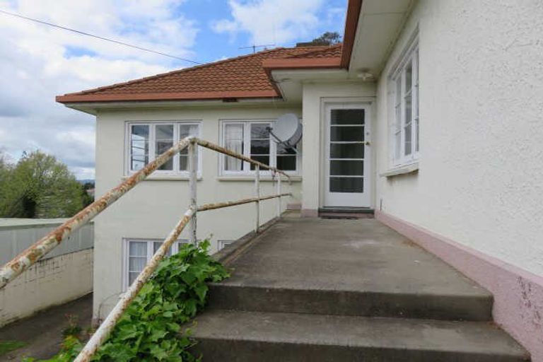 Photo of property in 10 Masters Avenue, Hillcrest, Hamilton, 3216