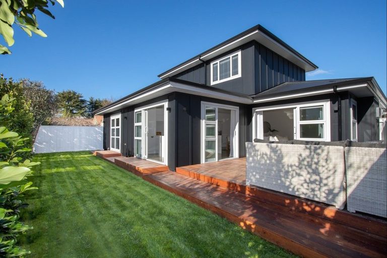 Photo of property in 121a Te Mata Road, Havelock North, 4130