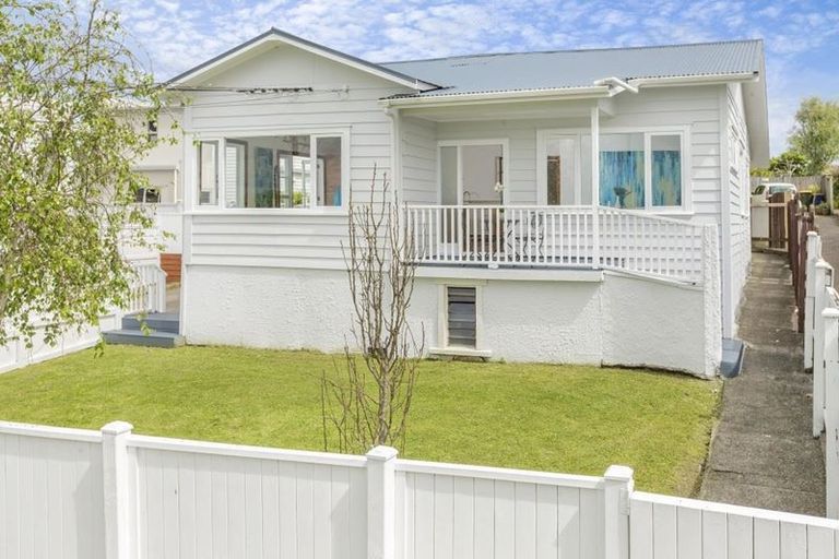 Photo of property in 1/3 Fentham Road, Hauraki, Auckland, 0622