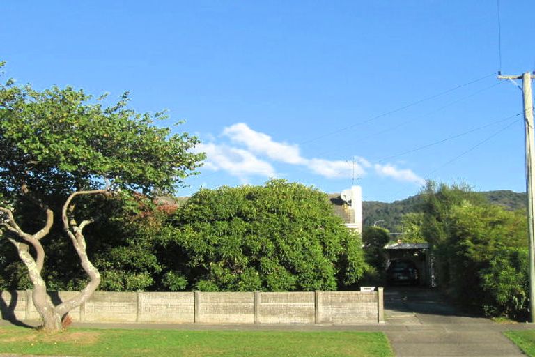 Photo of property in 6 Routley Crescent, Elderslea, Upper Hutt, 5018