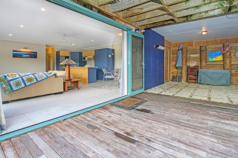 Photo of property in 8 Scoresby Street, Opua, 0200