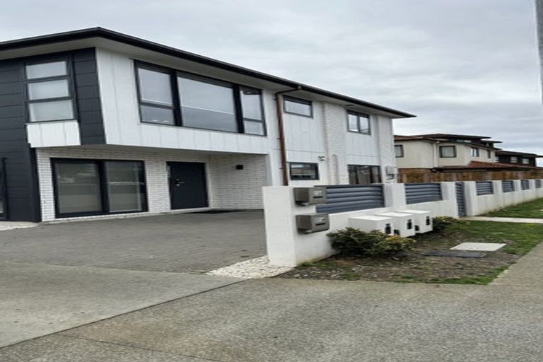 Photo of property in 216a Bucklands Road, Bucklands Beach, Auckland, 2012