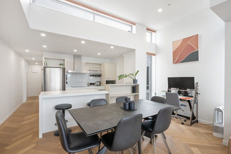 Photo of property in Republic Apartments, 8c/10 Lorne Street, Te Aro, Wellington, 6011