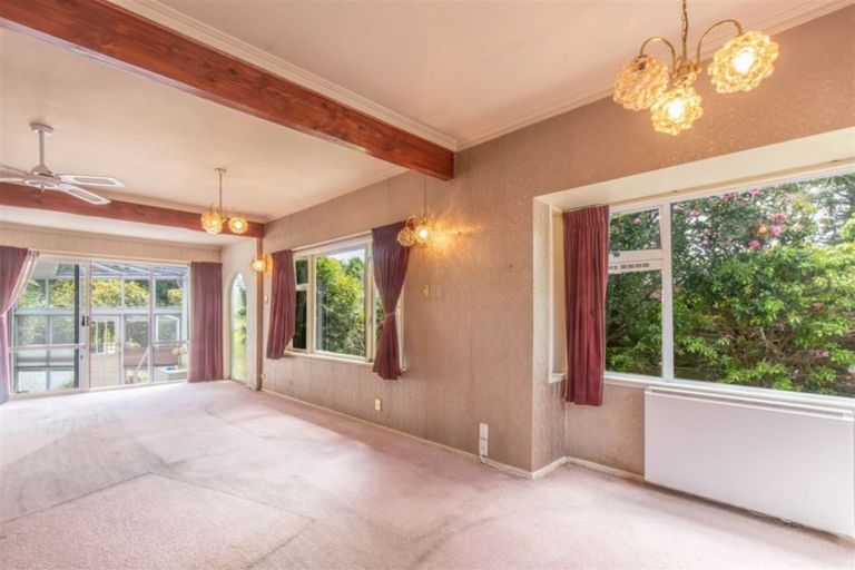 Photo of property in 5 Hollies Crescent, Johnsonville, Wellington, 6037