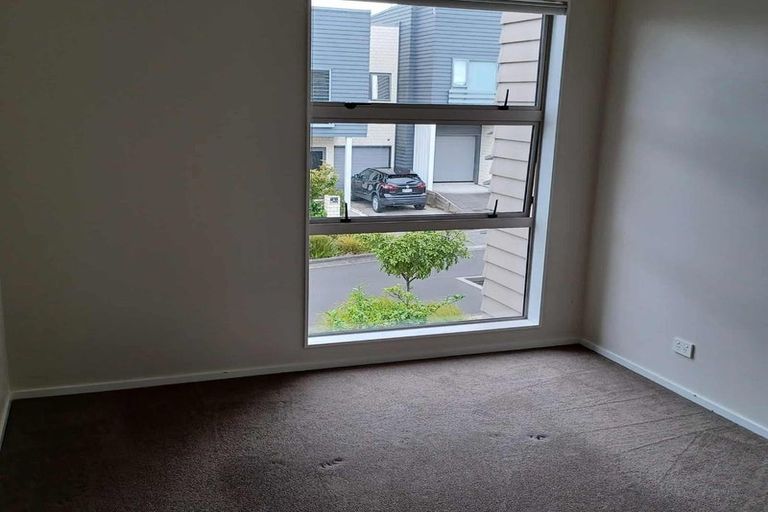 Photo of property in 3 Mollusc Road, Hobsonville, Auckland, 0616