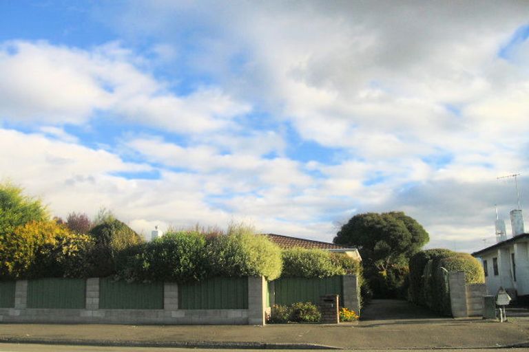 Photo of property in 1005 Saint Aubyn Street East, Parkvale, Hastings, 4122