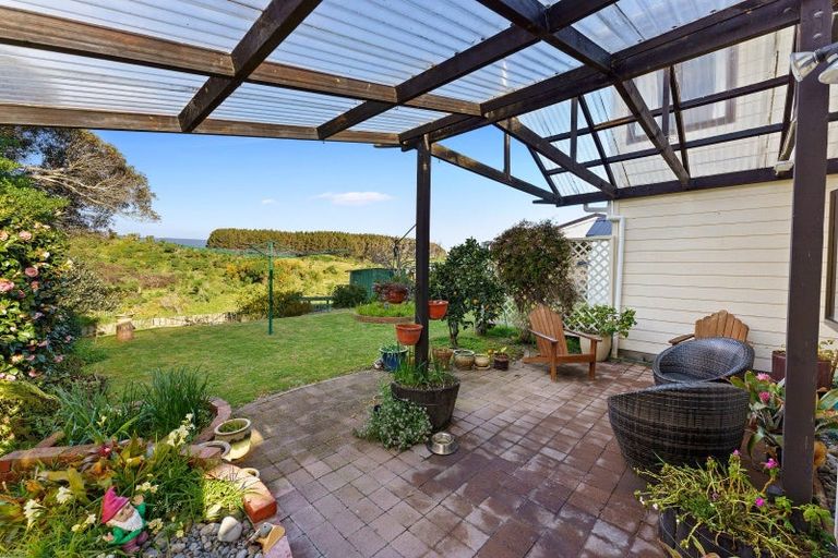 Photo of property in 36 Simcox Street, Otaki Beach, Otaki, 5512