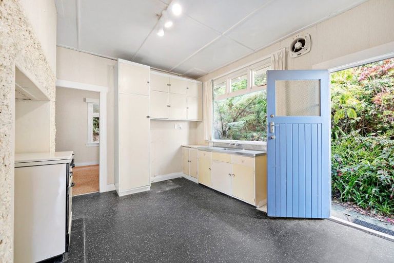 Photo of property in 153 Severn Street, Island Bay, Wellington, 6023