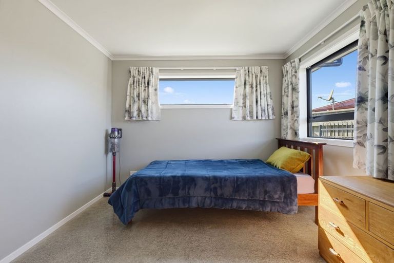 Photo of property in 9 Golf Vue Place, Castlecliff, Whanganui, 4501