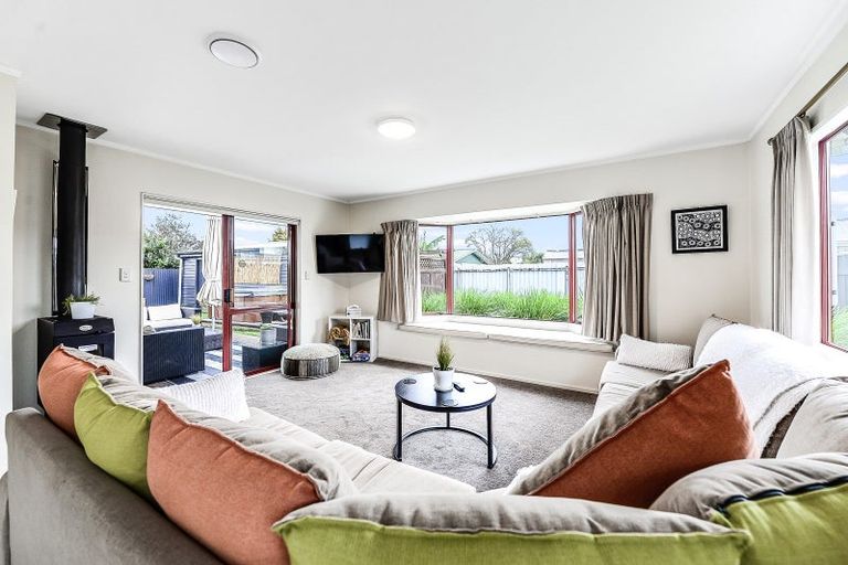 Photo of property in 51a Collins Road, Melville, Hamilton, 3206