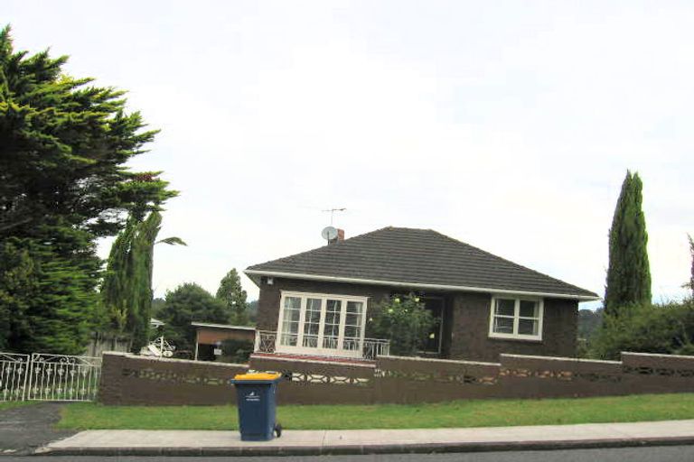 Photo of property in 6 Nandana Drive, Glen Eden, Auckland, 0602