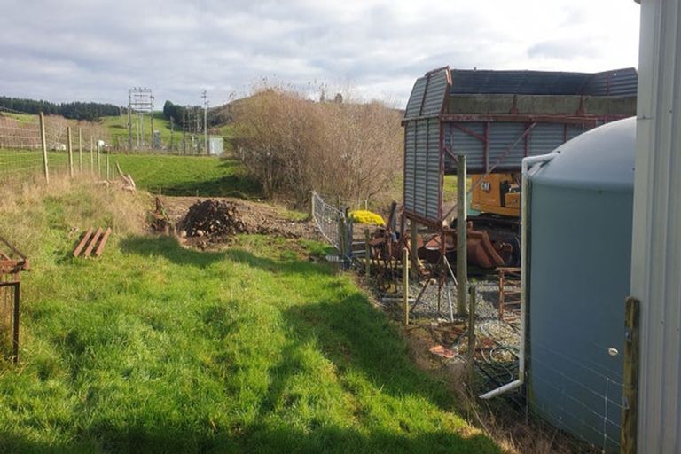 Photo of property in 1210 Kaka Point Road, Kaka Point, 9271