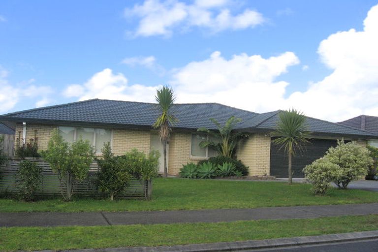 Photo of property in 6 Franco Lane, East Tamaki, Auckland, 2016