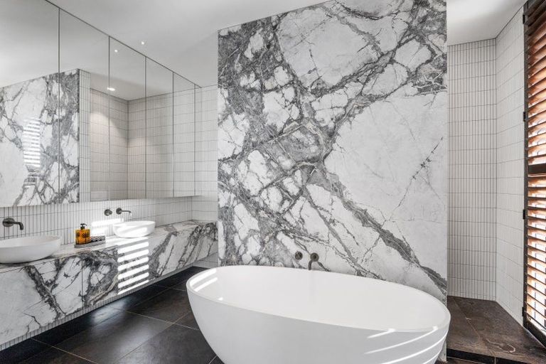 Photo of property in 48 Clissold Street, Merivale, Christchurch, 8014