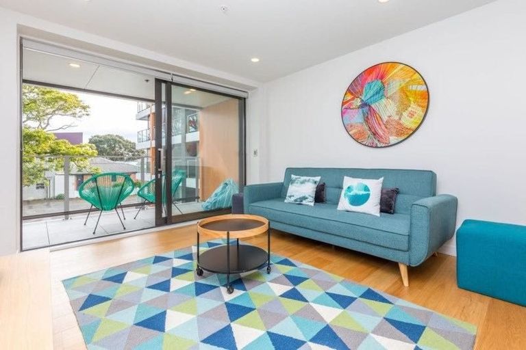 Photo of property in 10 Lion Place, Papamoa, 3118