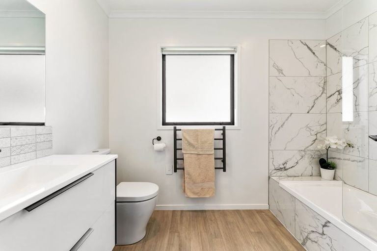 Photo of property in 5 Kermadec Crescent, Waipu, 0510