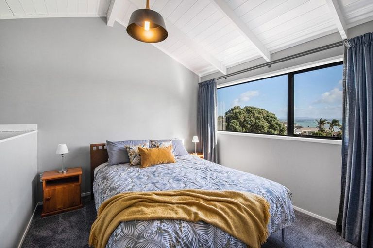 Photo of property in 76 Torkar Road, Clarks Beach, 2122