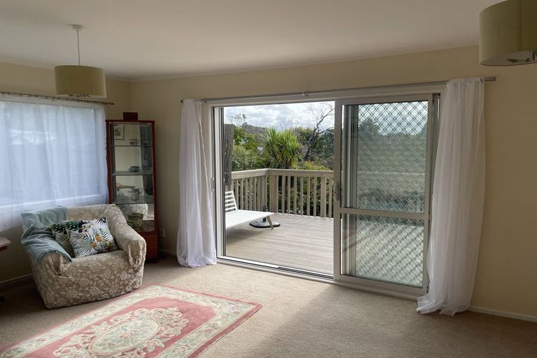 Photo of property in 2/28 Waiau Street, Torbay, Auckland, 0630