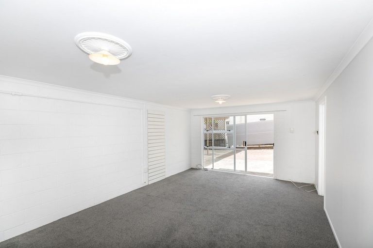 Photo of property in 8 Wanaka Place, Glenview, Hamilton, 3206