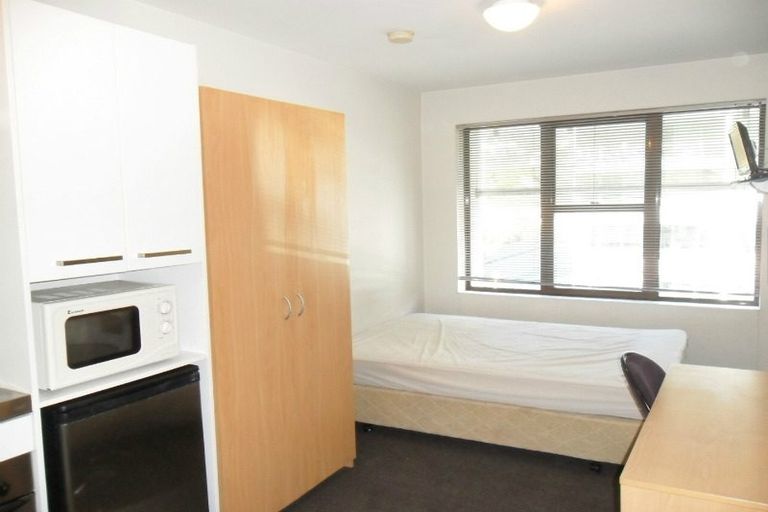 Photo of property in Orange Apartments/victoria Centr, 308/169 The Terrace, Wellington Central, Wellington, 6011
