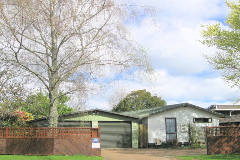 Photo of property in 13 Tumene Drive, Owhata, Rotorua, 3010