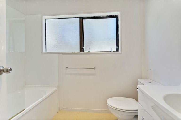 Photo of property in 19a Greenock Road, Ranui, Auckland, 0612