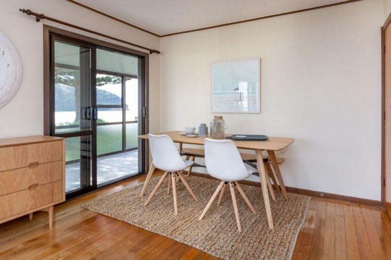 Photo of property in 126 Seaview Road, Whangamata, 3620