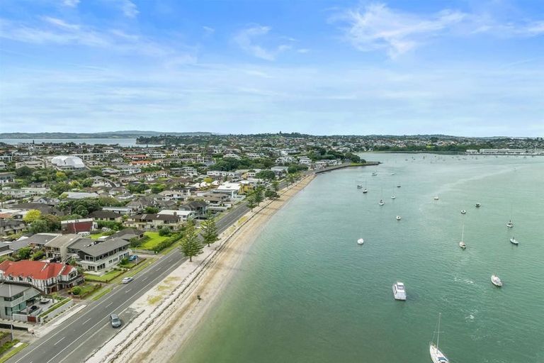 Photo of property in 3/31 The Parade, Bucklands Beach, Auckland, 2012