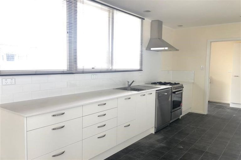 Photo of property in 15 Alamein Crescent, Onekawa, Napier, 4110