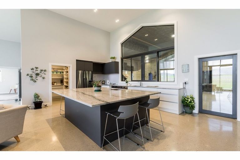 Photo of property in 211 Mcarthur Road, Springvale, Alexandra, 9391